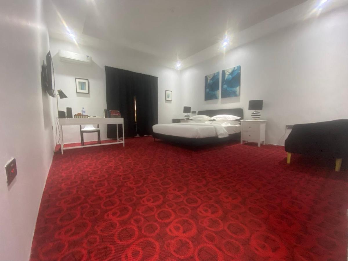 אנוגו Muse Boutique Hotel מראה חיצוני תמונה