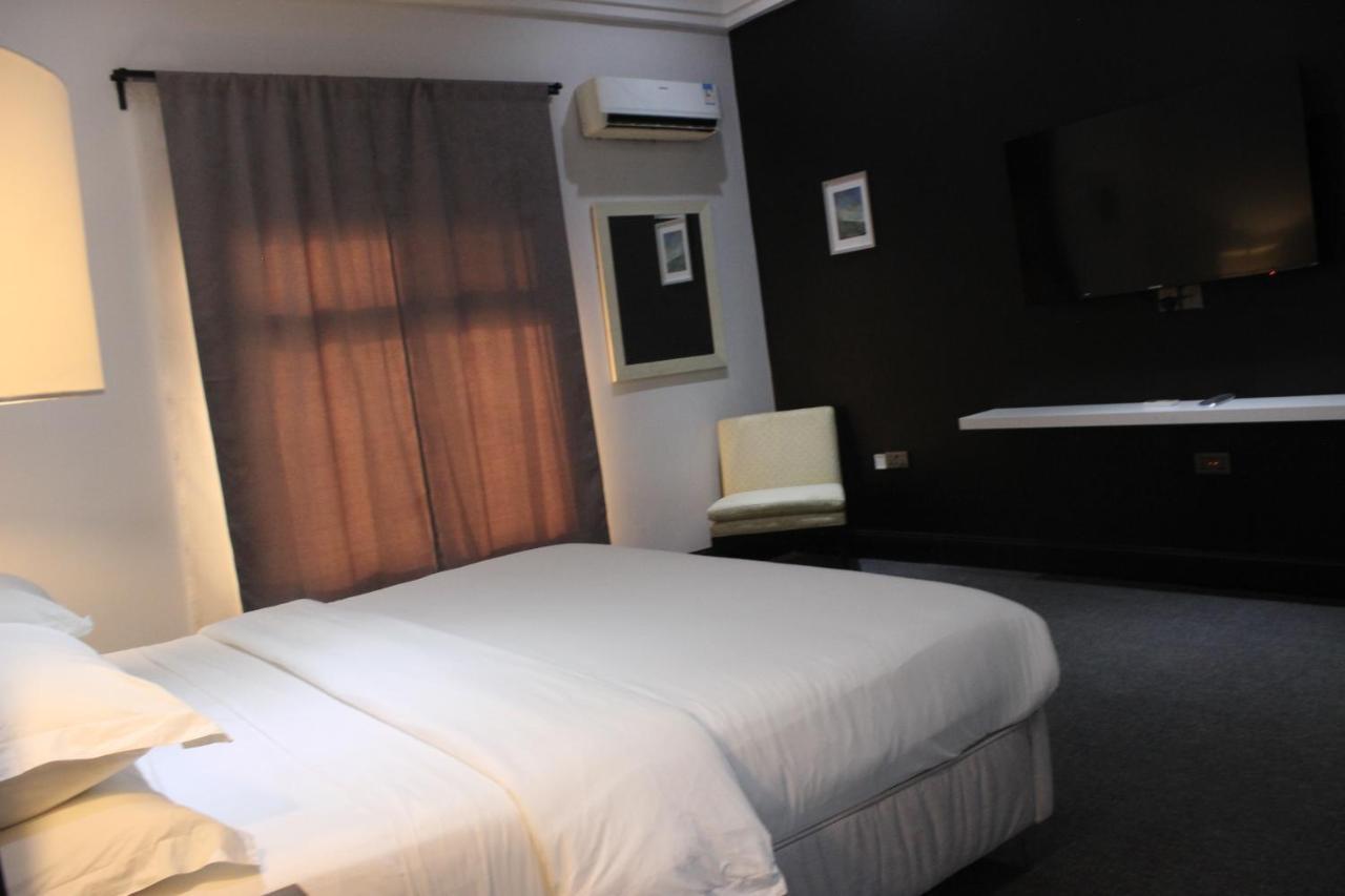 אנוגו Muse Boutique Hotel מראה חיצוני תמונה