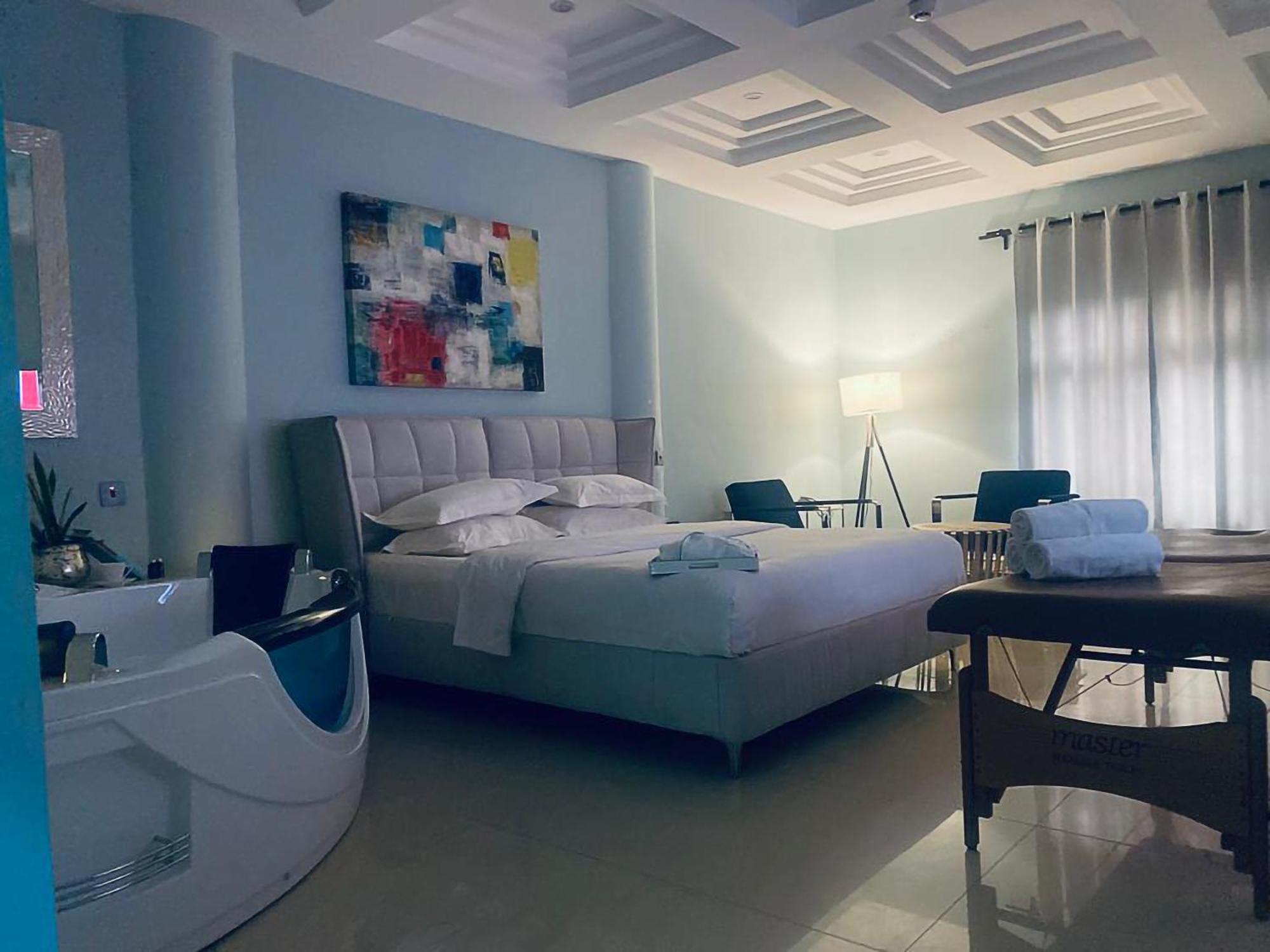 אנוגו Muse Boutique Hotel מראה חיצוני תמונה