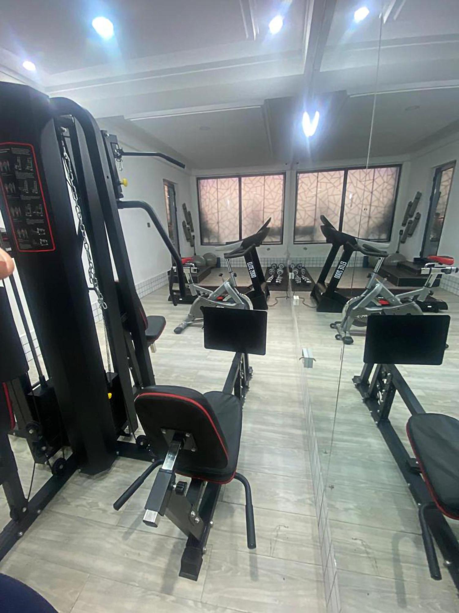 אנוגו Muse Boutique Hotel מראה חיצוני תמונה